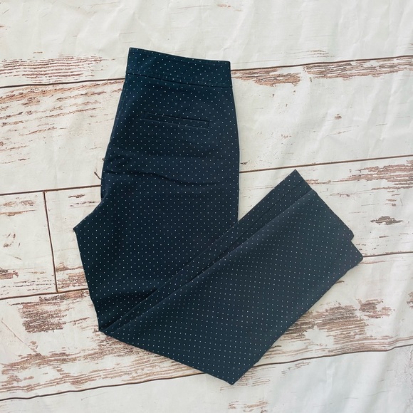 L.L. Bean 6 Classic Fit Navy Blue Polka Dot Stretch Dress Pants - Picture 2 of 10